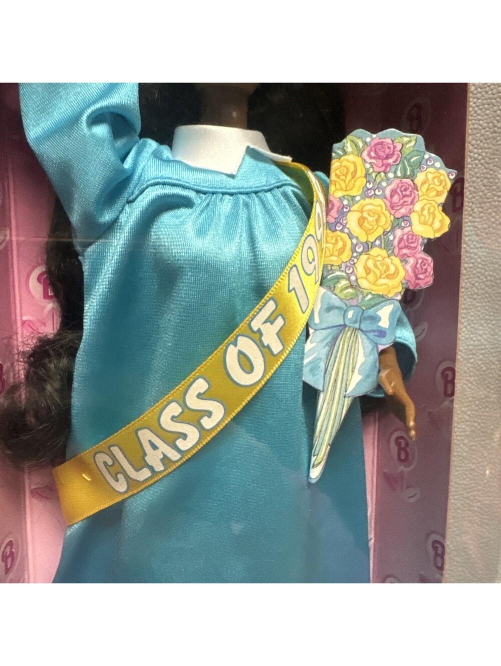 Special Edition Graduation Barbie African American Class Of 1998 Mattel - New - Picture 3 of 13